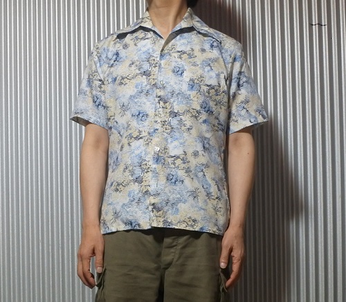 Wearing image 2 of 70s dacron polyester shirt.