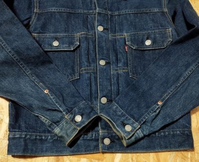 Sleeves and cuffs 90s Levi ’s 71507XX Type 2 denim jacket 50s Reprint Size 38