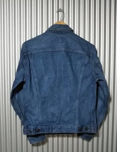 Back view-80s Levi ’s 70505 Type 3 denim jacket Size 38 Made in Japan