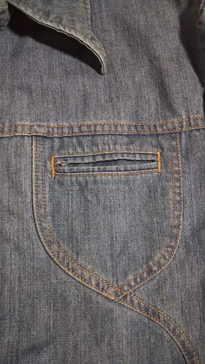 Chest Pocket-70s Lee Light oz denim Jacket. Made in USA. Size L.