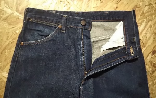 90s Wrangler Selvedge denim jeans Made in JAPAN zipper