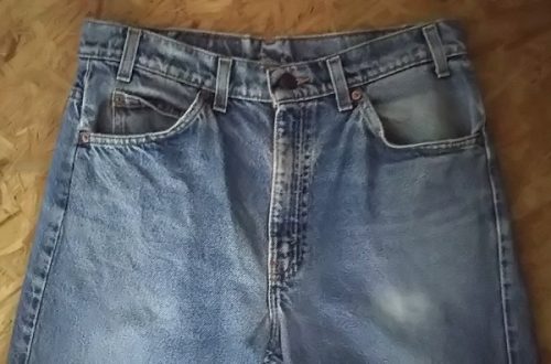 1990s Levi's 505 Made in USA W32-33 front side