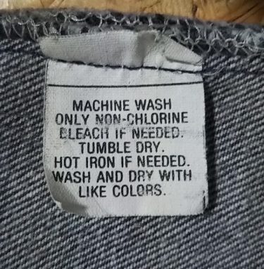 1980s-90s Levi's 501 Made in USA W32 Inner display tag