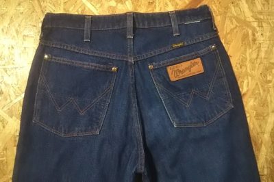 Back pocket-80s Wrangler 11MWB cowboy cut Denim Jeans. W30-31