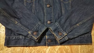 Cuffs-90s Levi ’s 71557 type 3 denim jacket 38 Big E 60s reprint