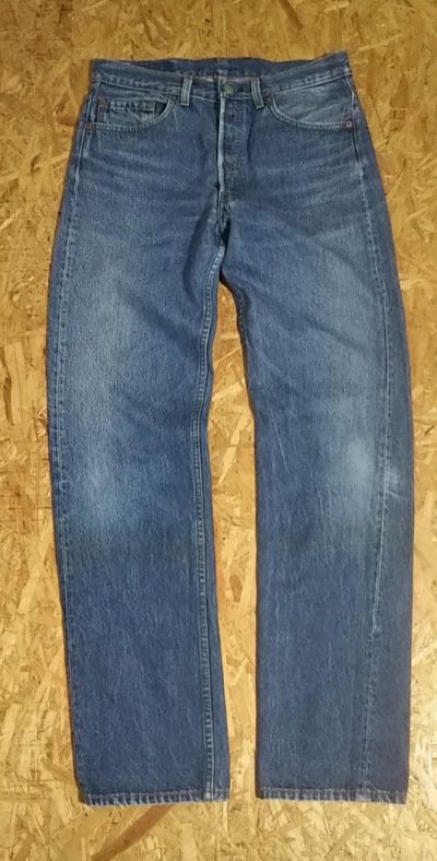 1990s Levi’s 501 Made in USA 1991 made W32 L33